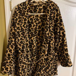 Medium Women's Leopard Adjustable Robe